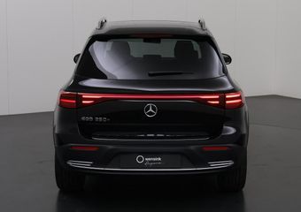 Mercedes-Benz EQB 250+ Luxury Line 71 kWh | Panoramaschuifdak | Keyless go | Sfeerverlichting | Easypack-achterklep |