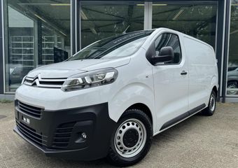 Citroen ë-Jumpy L2 50 kWh 136pk AUTOMAAT | ACTIE op = op! | 230 km WLTP | NAVI | Multimedia | Apple Carplay | Android Auto | Parkeersensoren achter | Bestuurdersstoel comfort | Bank voorpassagiers met opbergruimte| ECall pakket met geprogrammeerd voorverwarmen | Laadkabe