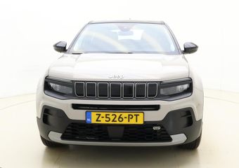 Jeep Avenger Altitude 54 kWh | Navigatie | Camera | Adaptive Cruise Control | Zwart dak | Keyless | Electrische achterklep | Draadloze telefoonlader | Bluetooth