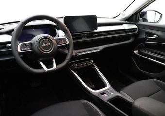 Jeep Avenger Altitude 54 kWh | Navigatie | Camera | Adaptive Cruise Control | Zwart dak | Keyless | Electrische achterklep | Draadloze telefoonlader | Bluetooth