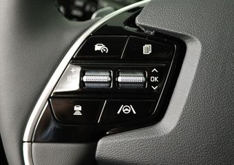 KIA e-Niro EV Air 64.8 kWh | NU UIT VOORRAAD LEVERBAAR | KIA BREDA | | File assistent | Apple Carplay/Android Auto | Leder |