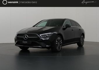 Mercedes-Benz CLA-KLASSE 180 Shooting Brake 180 Star Edition Luxury Line | Panoramaschuifdak | donkergetint glas | Parkeerassistent PARKTRONIC | Sfeerverlichting |