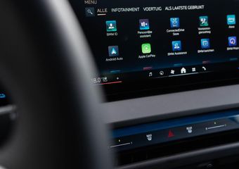 BMW X3 30e xDrive / M- Sport/ Standkachel/ Live Cockpit/ Adaptive Cruise Control/ Panoramadak/  220kW (220PK)