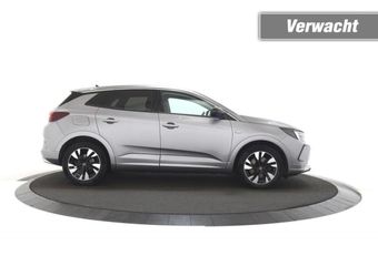 Opel Grandland 1.6 Turbo Hybrid / Camera / Ad. Cruise / Stuurverwarming / LED