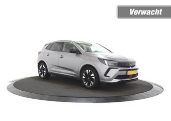 Opel Grandland 1.6 Turbo Hybrid / Camera / Ad. Cruise / Stuurverwarming / LED