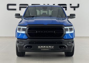 Dodge RAM PICKUP 1500 5.7 V8 4×4 Crew Cab Big Horn 6 ZITS!