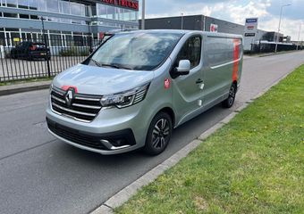Renault TRAFIC E-Tech Exclusive Red L2 H1, Airco, Nav, Camera