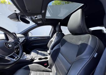 Renault Arkana 1.6 E-Tech hybrid 145 E-Tech engineered Automaat / Dealer onderhouden / Schuif-kanteldak / Stuur- en stoelverwarming / Navigatie groot scherm / Parkeerassistent / Apple Carplay Android Auto / 18″ LM wielen /