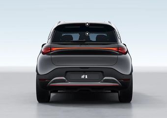 Smart #1 BRABUS 66 kWh | 428 pk | Panoramadak | 360 Camera | Keyless Entry | Memory | Cyber Spark LED | Smart Drive Pilot | BRABUS Mode |