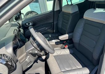 Citroen C3 Aircross 1.2 PureTech Shine Pack 130pk automaat | Leder met comfortstoelen! |Rijklaar geleverd incl 12 maanden BOVAG garantie! |