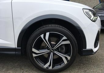 Audi Q3 Sportback 45 TFSIe 245 pk S-line Black Edition