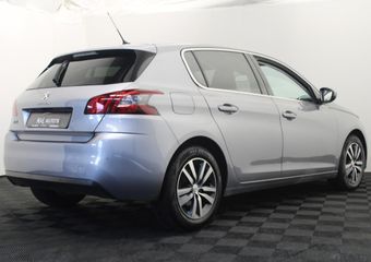 Peugeot 308 1.2 PureTech Allure |Navi|Camera|