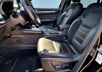 Renault Arkana 1.6 E-Tech hybrid 145 E-Tech engineered Automaat / Bose Audio / Lederen/Alcantara Bekleding / Cruise Control Adaptief / Dodehoekdetectie