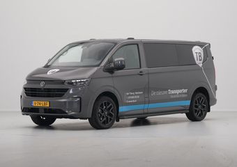 Volkswagen TRANSPORTER 2.0 TDI 110kW 150PK L2H1 Style AUT Intro rijdende demo, kilometerstand loopt op BPM vrij Operational Lease vanaf ¤ 939,-.