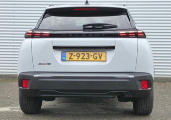 Peugeot 2008 Allure 1.2 Turbo 100pk | NAVI | CAMERA | CLIMA | 17″ LM | CRUISE CONTROL | LEDER/STOF | DAB+ | ISOFIX