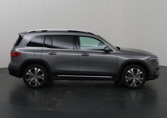 Mercedes-Benz EQB 250+ Luxury Line 71 kWh | Panoramadak | Sfeerverlichting | Stoelverwarming | Parkeercamera | Adaptieve Cruise Control* |