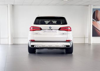BMW X5 xDrive45e High Executive | Stoelverwarming | Comfort Access | Achteruitrijcamera |