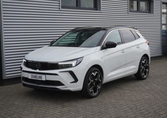 Opel Grandland 1.2 Turbo Ultimate Automaat / Camera / Ad. Cruise / Winterpakket