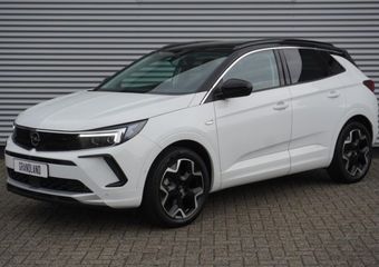 Opel Grandland 1.2 Turbo Ultimate Automaat / Camera / Ad. Cruise / Winterpakket