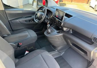 Citroen BERLINGO 1.5 BlueHDI Club Trekhaak Cruise Apple-Carplay Airco PDC