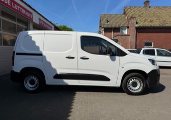 Citroen BERLINGO 1.5 BlueHDI Club Trekhaak Cruise Apple-Carplay Airco PDC
