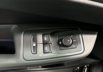 Volkswagen CADDY Cargo 2.0 Tdi 122pk DSG Style · Apple/Android Car Play · Cruise Control · Tussenschot · Vloerplaat · Betimmering · 16” Inch · Garantie t/m 09-10-2028 of 100.000km