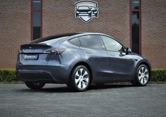 Tesla Model Y Long Range AWD | Nieuwstaat