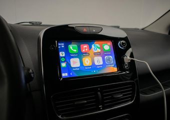 Renault CLIO Estate 0.9 TCe Limited Sport (APPLE CARPLAY,NAVI,KEYLESS,CRUISE,PDC,GETINT,ELEKTRISCH PAKKET,LM VELGEN,NETTE STAAT)