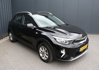 KIA Stonic 1.0 T-GDi MHEV DynamicLine 1e EIGENAAR – NAVIGATIE – CAMERA