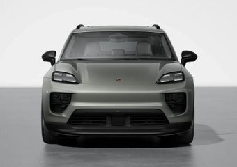 Porsche MACAN 4