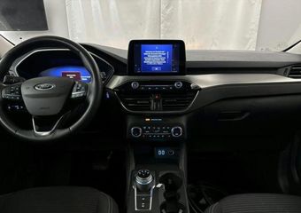 Ford KUGA 2.5 PHEV Titanium 225pk | Winterpack | Trekhaak | 1.500kg Trekgewicht | SYNC 3 Navigatie