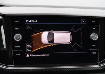 Volkswagen T-Cross 1.0 TSI Life Executive | climate contr | 17” | park-sensoren | camera |