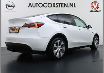 Tesla Model Y Long Range 514PK AWD 75kWh Trekhaak-1600KG Warmtepomp Full-Self-Driving Computer 3 Leder 19″ GSM-Sleutel Stoelverw.- V+A+Stuur+Voorruit Adap.Cruise Navi Ecc Keyless PDC-a+v Elek.Achterklep Lmv Led Standkachel 4WD LR 1e Eigenaar, origineel Nederlands Gelev