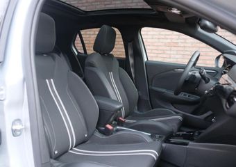 Opel CORSA 1.2 Turbo 130pk EAT8 GS | Navi | App Connect | Climate | Full LED | Panoramadak | Camera | Blind Spot | Winter Pakket