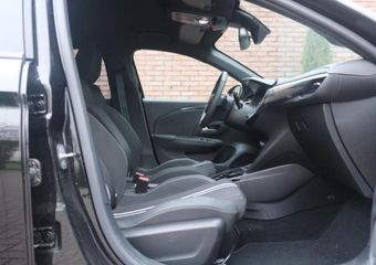 Opel CORSA 1.2 Turbo 130pk EAT8 GS | Navi | App Connect | Climate | Cruise | Camera | PDC | Blind Spot