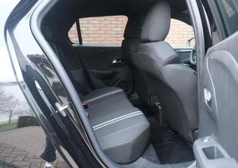 Opel CORSA 1.2 Turbo 130pk EAT8 GS | Navi | App Connect | Climate | Cruise | Camera | PDC | Blind Spot