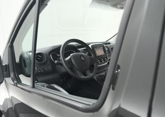 Renault TRAFIC 2.0 dCi 120 T27 L1H1 Work Edition | Trekhaak | Apple Carplay | Navigatie | Parkeersensoren