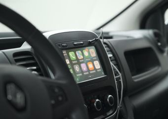 Renault TRAFIC 2.0 dCi 120 T27 L1H1 Work Edition | Trekhaak | Apple Carplay | Navigatie | Parkeersensoren