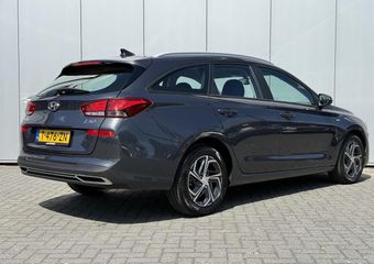 Hyundai I 30 Wagon 1.0 T-GDi MHEV Comfort Smart / Navigatie / Airco / Cruise Control / Apple Carplay & Android Auto / Digitaal Dashboard / Elek. Ramen / Leder Multifunctioneel Stuur /