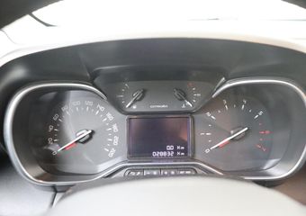 Citroen C3 Aircross 1.2 PureTech Shine | Camera | Climate Control | Navigatie