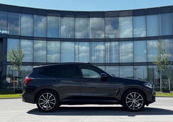 BMW X3 xDrive30e High Executive M-Sport Pano HUD Harman