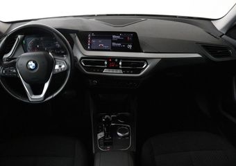 BMW 2-SERIE Gran Coupé 218i Introduction Edition (PARKEERSENSOREN, CRUISE CONTROL, NAVIGATIE, DEALER ONDERHOUDEN)