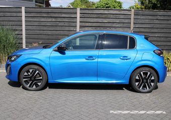 Peugeot e-208 Style 50 kWh 136PK Navigatie, Parkeersensoren voor & achter, Stoelverwarming, Led Koplampen