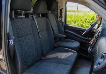 Mercedes-Benz VITO 114 CDI Automaat L2 | ALL-IN PRIJS INCL. ACCESSOIRES | AMG STYLING |