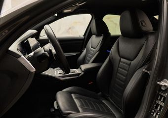 BMW 3-SERIE M340i xDrive, 19″, H/K, HUD, LED, adatiep M onderstel, privacy, dealeroh