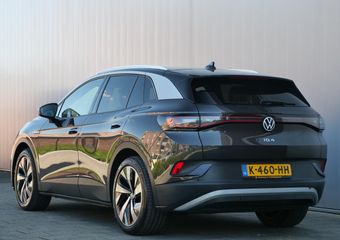 Volkswagen ID.4 First 77 kWh 204pk Automaat 20 inch / Camera / Apple Carplay / Stoelverwarming