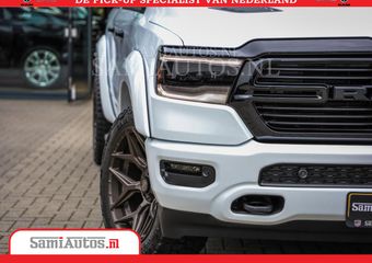 Dodge 1500 Ram Laramie Night | V8 5,7 402HP | Krachtige Hemi | Comfortabele Dubbele Cabine met Royale 5 Zitplaatsen | BPM vrij | Nu Leverbaar uit Voorraad | Voorraad Nr 2015 – 4725