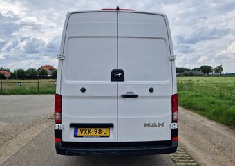Volkswagen CRAFTER 35 2.0 TDI L4H3 – 140 Pk – Euro 6 – ParkeerCamera – Airco – AppleCarplay AndroidAuto