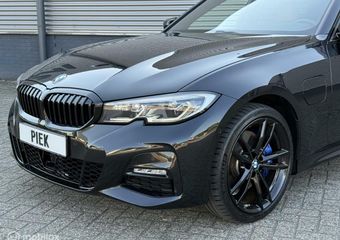 BMW 3-SERIE 330e xDrive High Executive M Sport Individual
