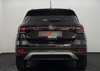 Volkswagen T-Cross 1.0 TSI Move Clima, Navi, Parkeersensoren, Stoelverwarming, Cruise control adaptief, A start stop